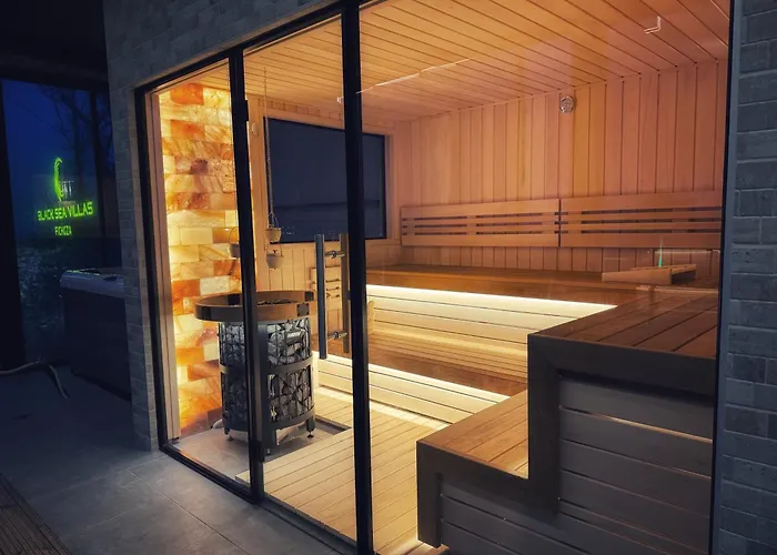 Луксозна вила Black Sea Fichoza *